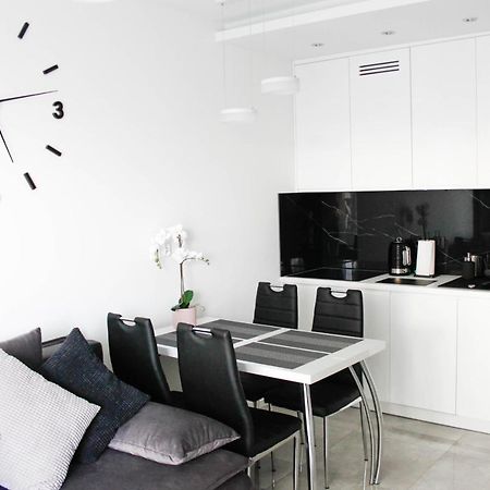 Apartament Wroclaw Centrum Galeria Magnolia Exterior foto